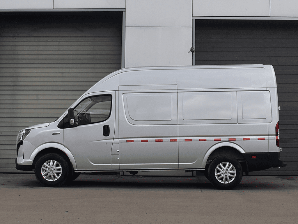 Цельнометаллический фургон металлик DongFeng